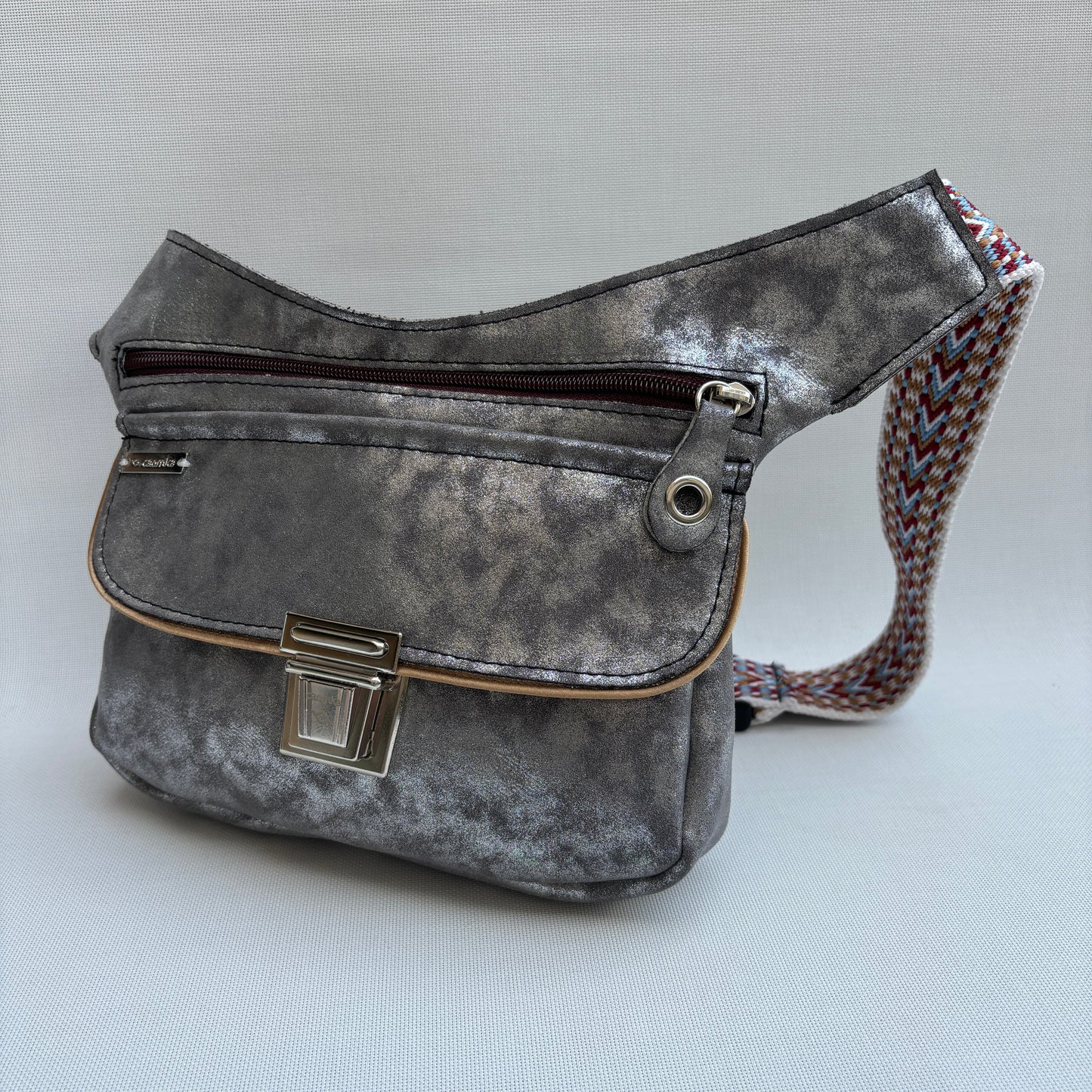 Metal Silver Elegant + Bolsillo trasero · Pieza Exclusiva Núm. 16178