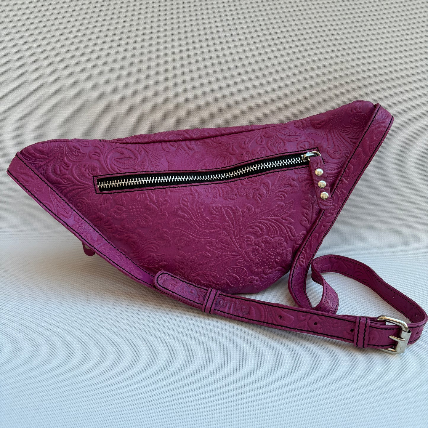 Special Retro Chic Fucsia · Piel · Pieza Exclusiva Núm. 16329