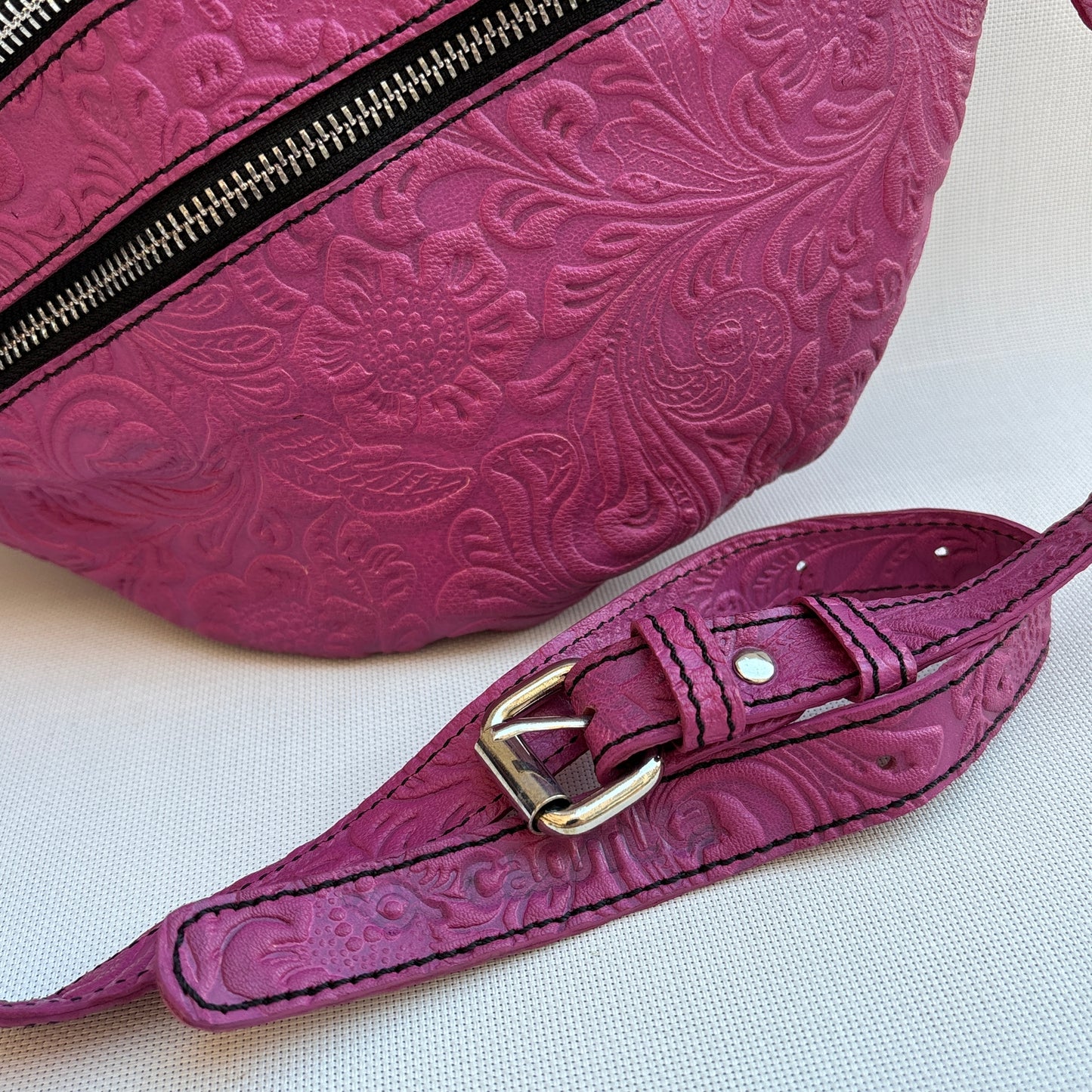 Special Retro Chic Fucsia · Piel · Pieza Exclusiva Núm. 16329