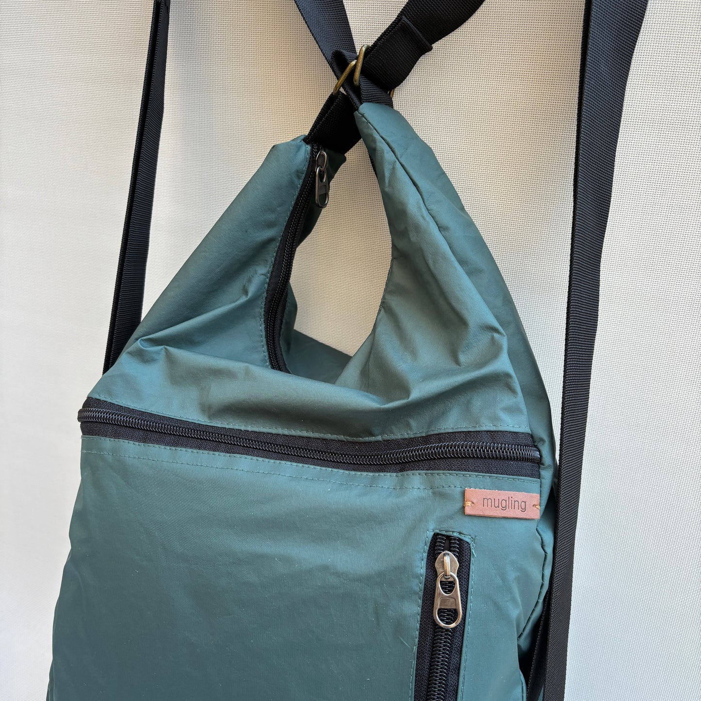 Mochila - Bolso - Tote Bag - Impermeable · Mutifunción · "Nepal" Color Verde · Súper ligera · Pieza 16402