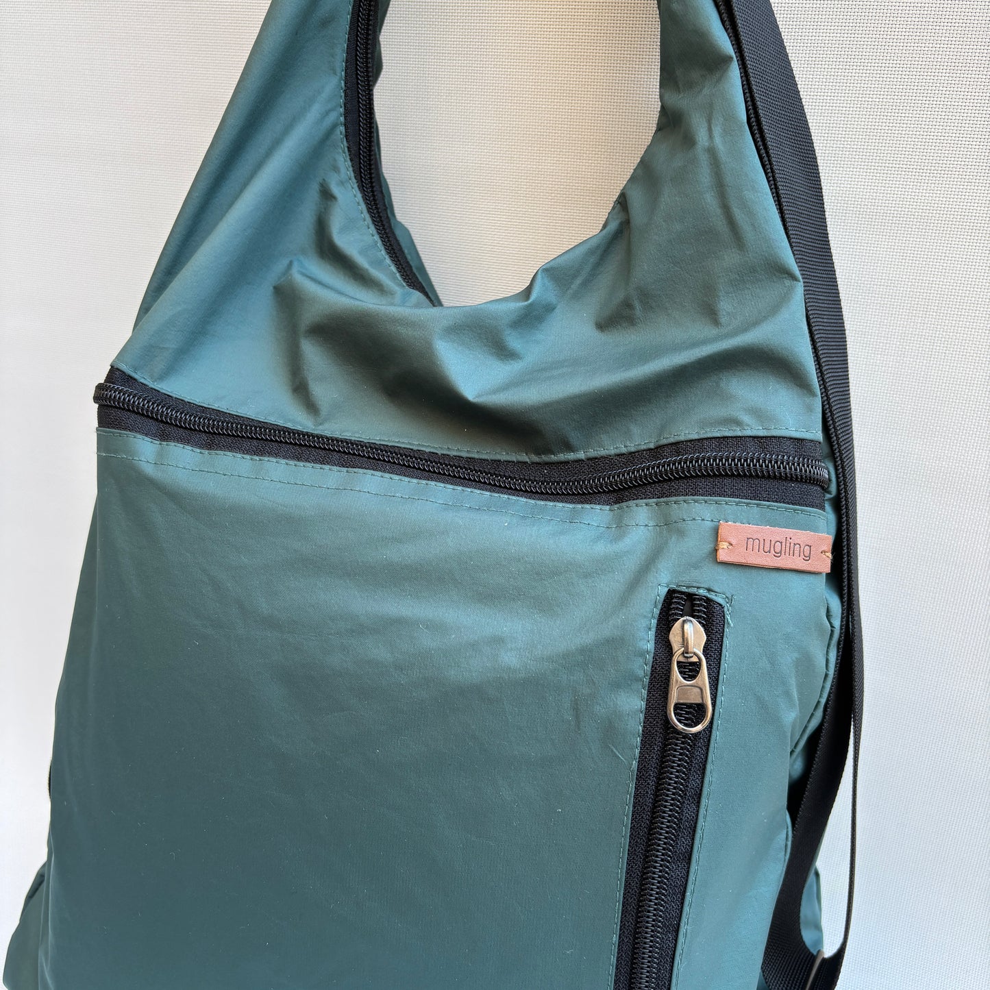 Mochila - Bolso - Tote Bag - Impermeable · Mutifunción · "Nepal" Color Verde · Súper ligera · Pieza 16402