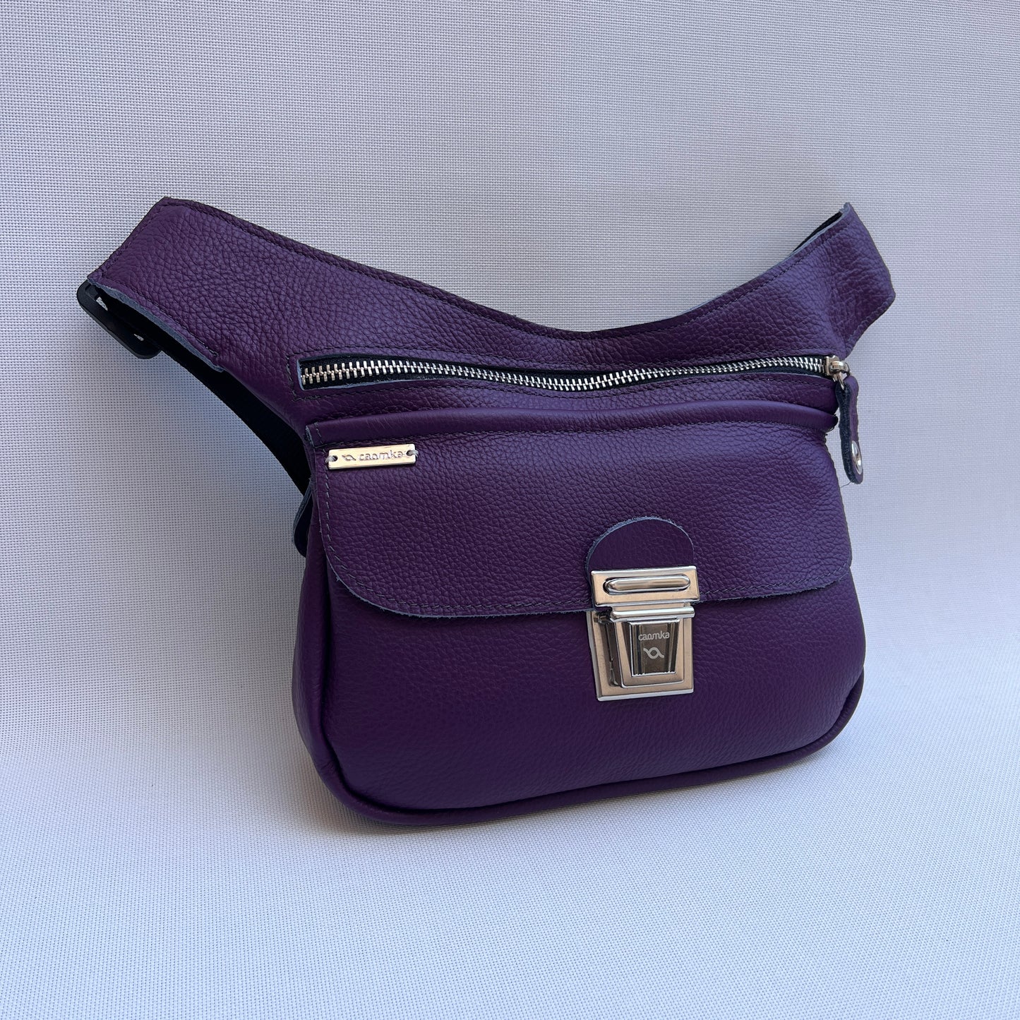 Classic Purple & Silver · Piel - Cuero · Pieza Exclusiva Núm. 15682