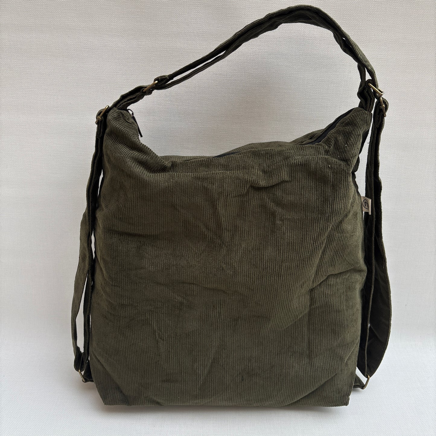 Mochila TARA Mancha  - Bolso - Tote Bag - Micro pana · Mutifunción · "Nepal" Color Verde · Súper ligera · Pieza 16457