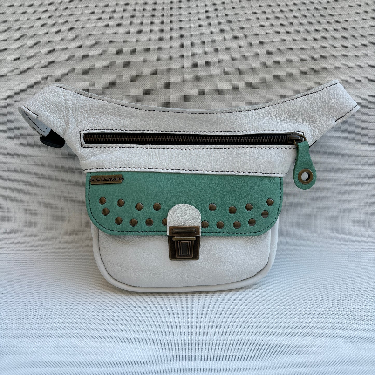 Mini Premium White & Green · Piel · Cuero · Pieza Exclusiva Núm. 15796