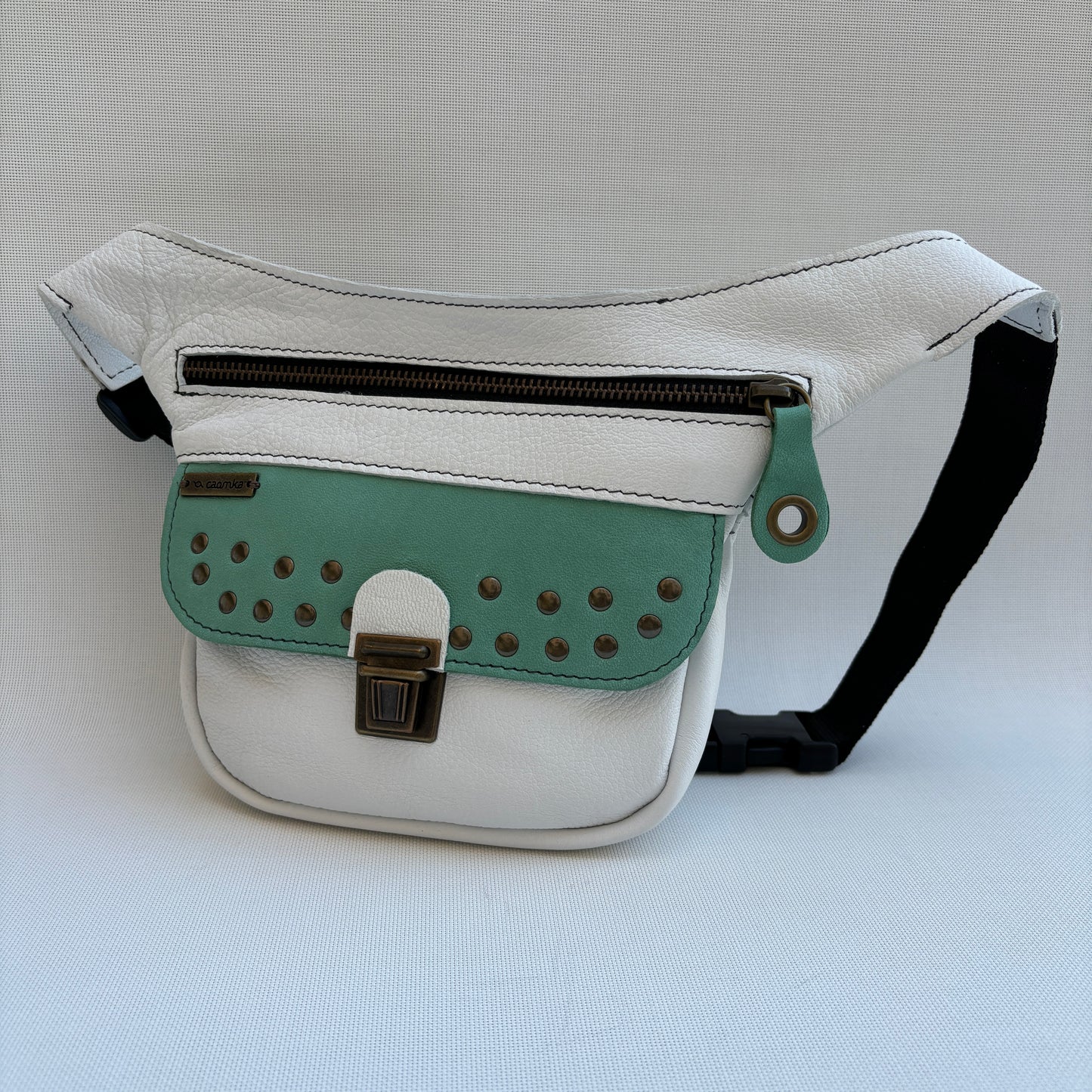 Mini Premium White & Green · Piel · Cuero · Pieza Exclusiva Núm. 15796