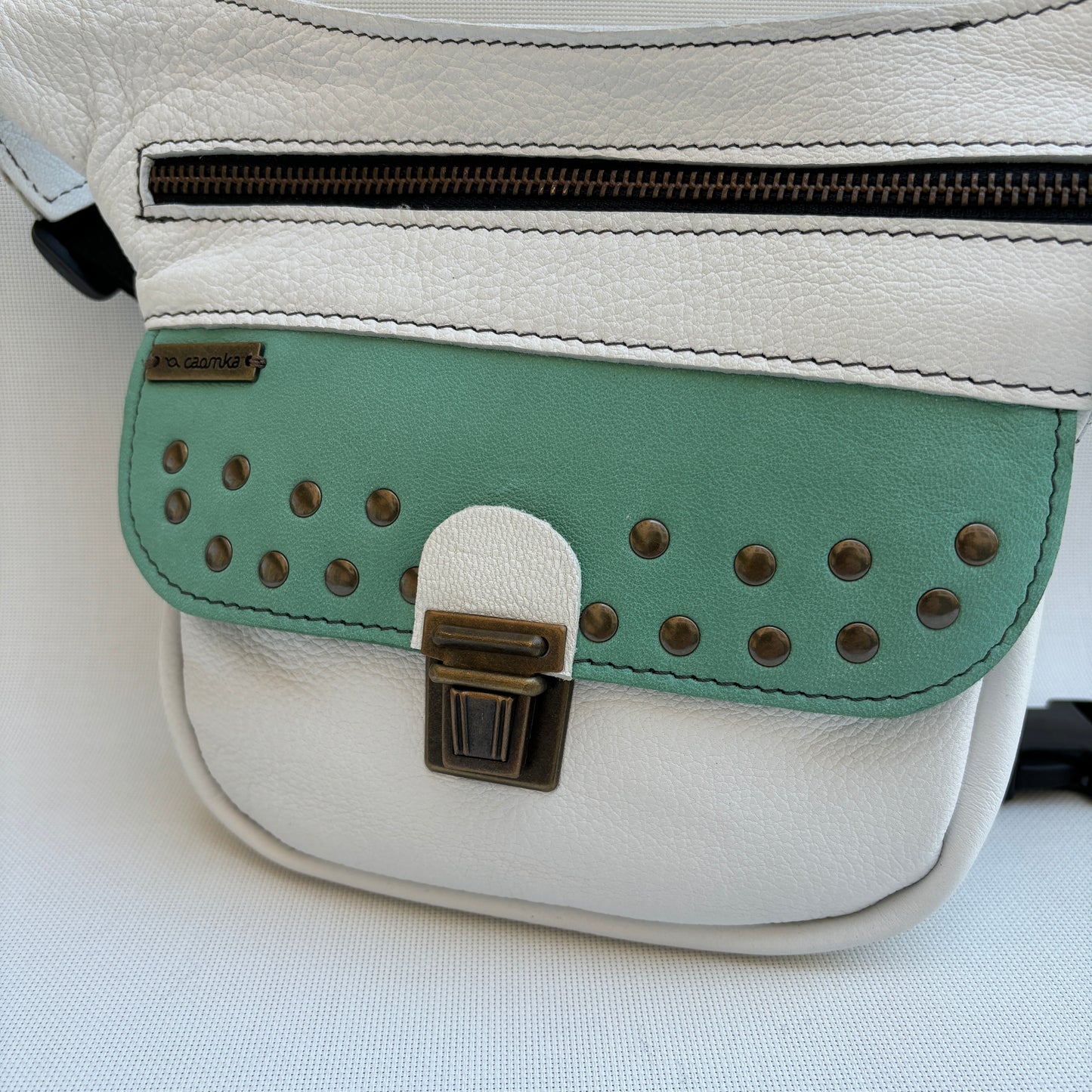 Mini Premium White & Green · Piel · Cuero · Pieza Exclusiva Núm. 15796