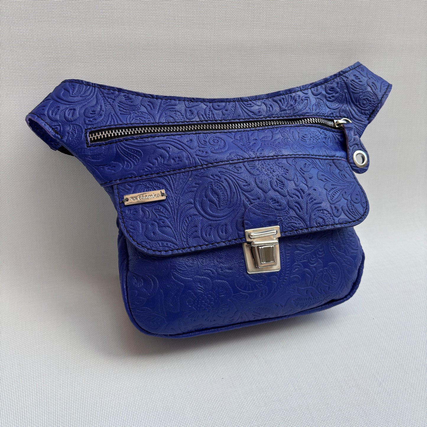 Riñonera Mini "Relief Blue" · Piel · Cuero · Pieza Exclusiva Núm. 16844