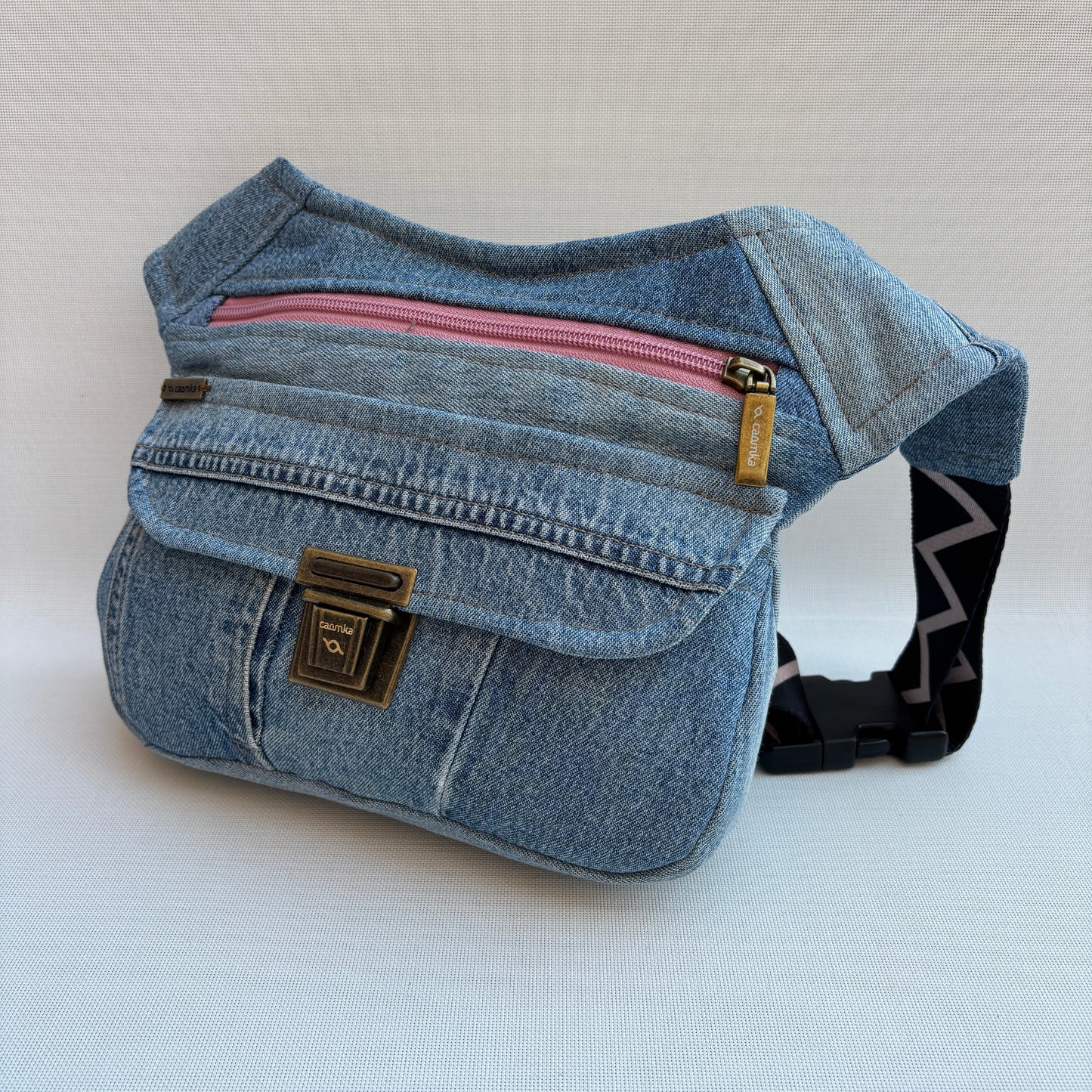 Riñonera Vaquera Top ♻️ Jeans Recycled ♻️ + Bolsillo trasero · Pieza Única Núm. 16716