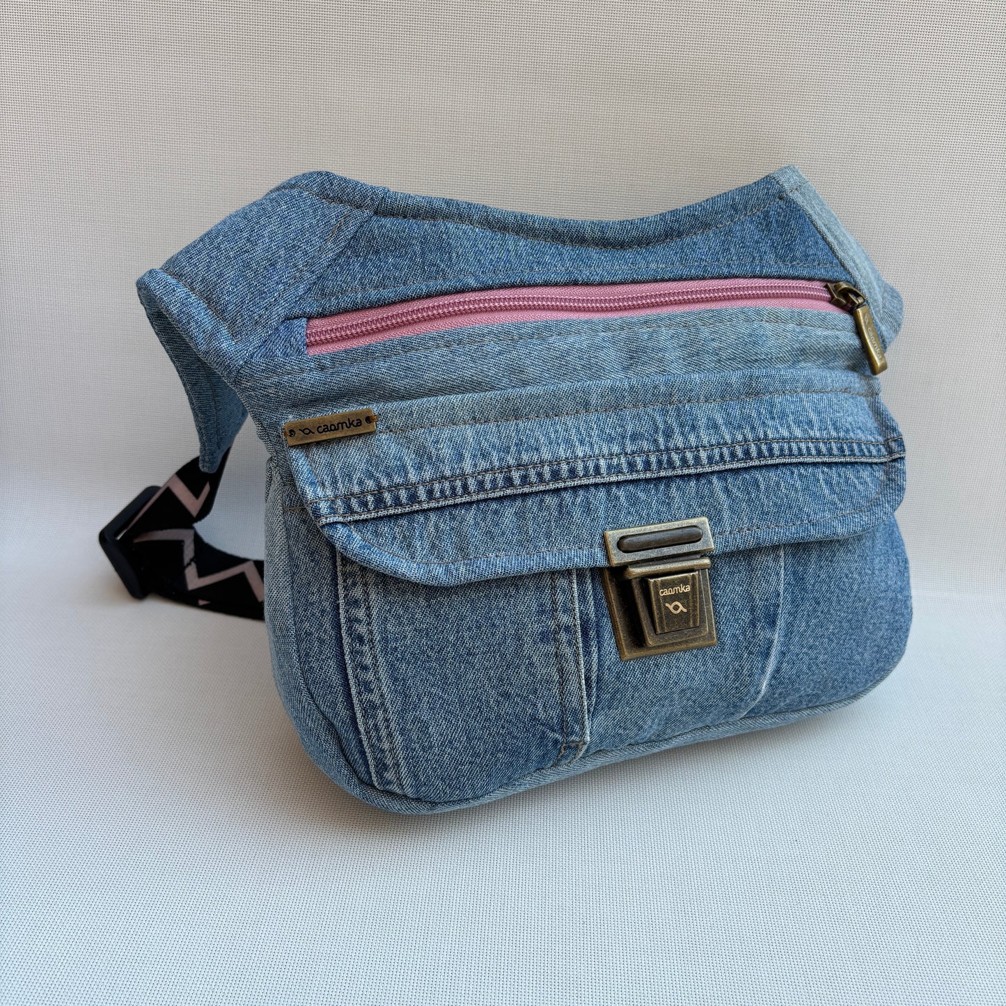 Riñonera Vaquera Top ♻️ Jeans Recycled ♻️ + Bolsillo trasero · Pieza Única Núm. 16716