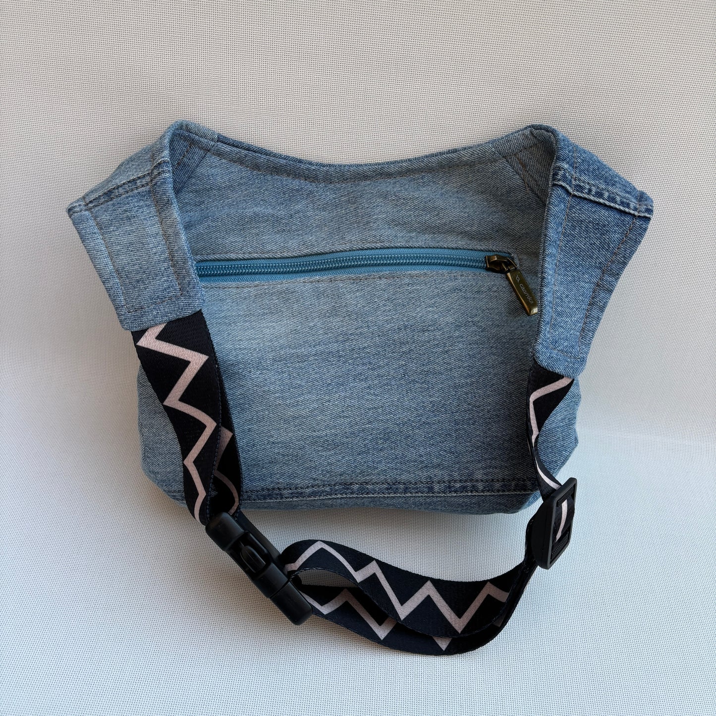 Riñonera Vaquera Top ♻️ Jeans Recycled ♻️ + Bolsillo trasero · Pieza Única Núm. 16716