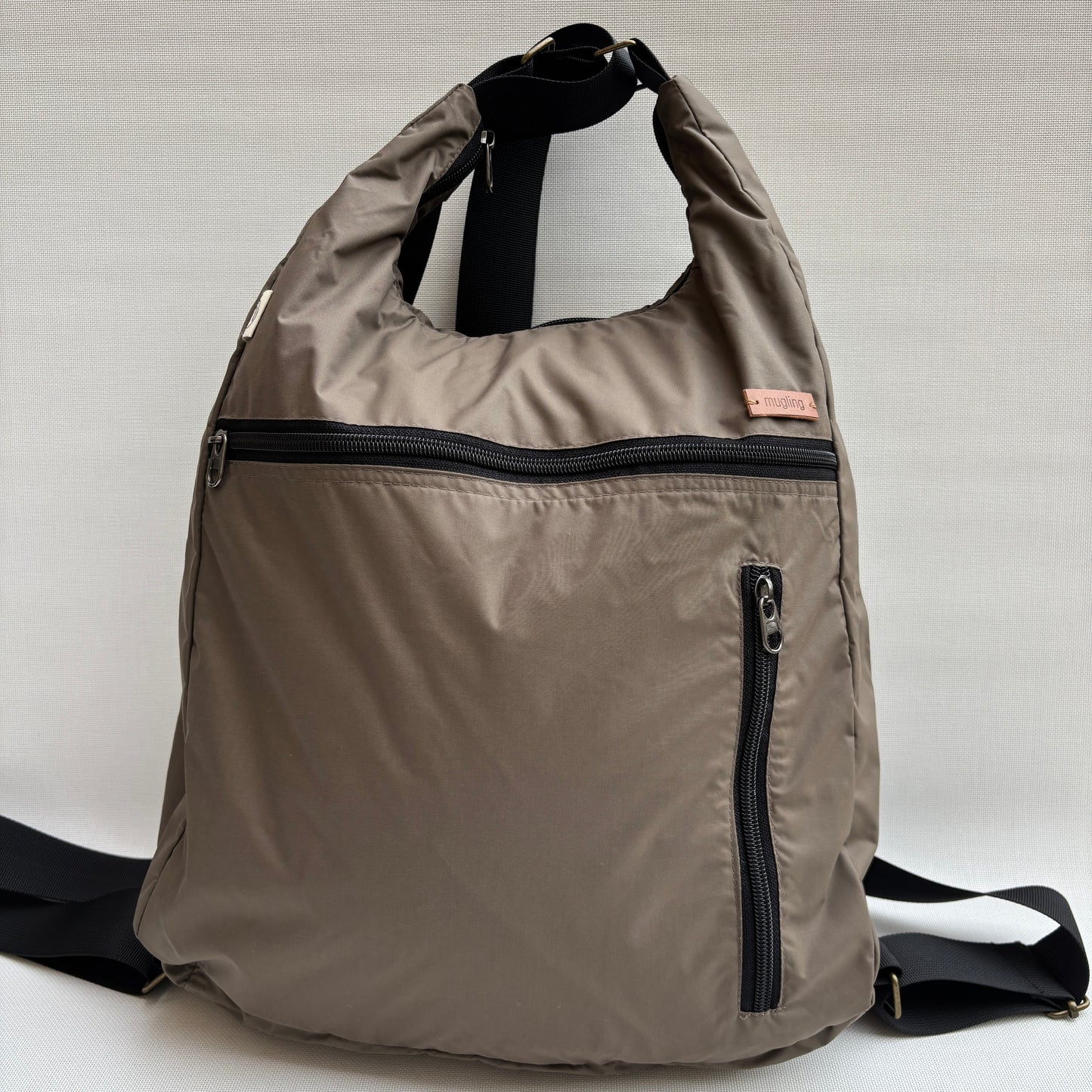 Mochila - Bolso - Tote Bag - Impermeable · Mutifunción · "Nepal" Color Arena · Súper ligera · Pieza 16713