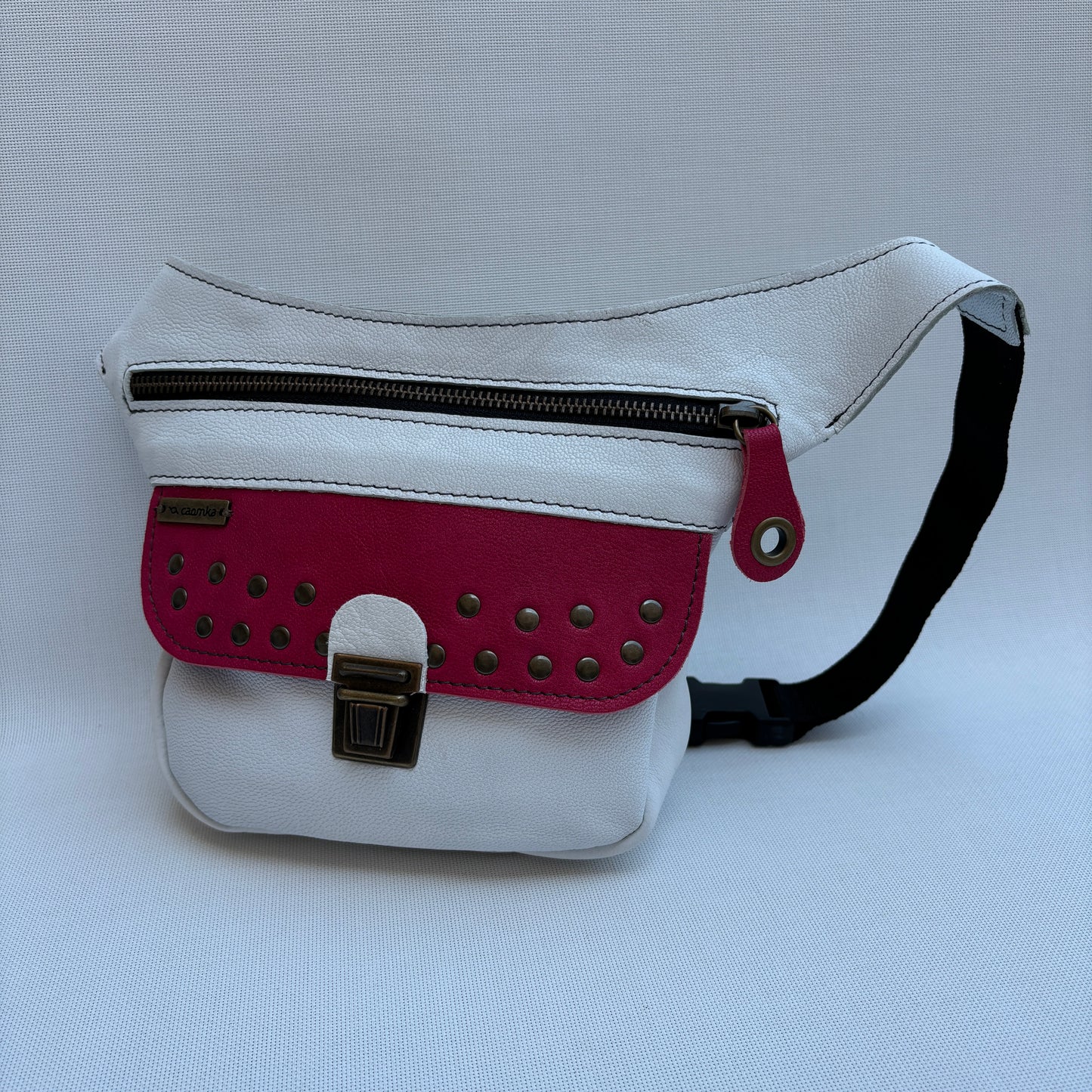 (-30%) Mini Premium White & Fucsia · Piel - Cuero · Pieza Exclusiva Núm. 15864