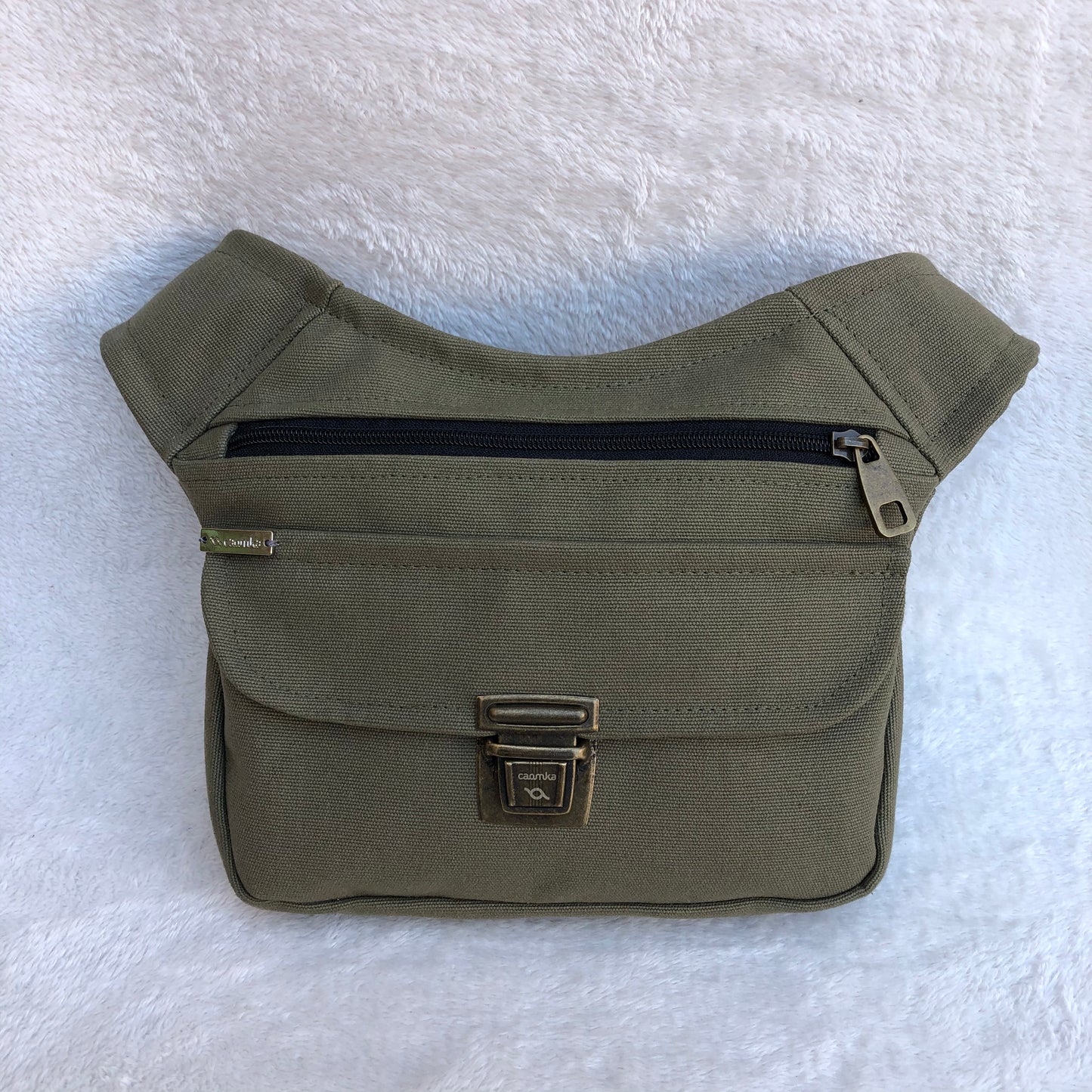 Basic Green Kaki + Extra Gesäßtasche Einzelstück Nr. 9013