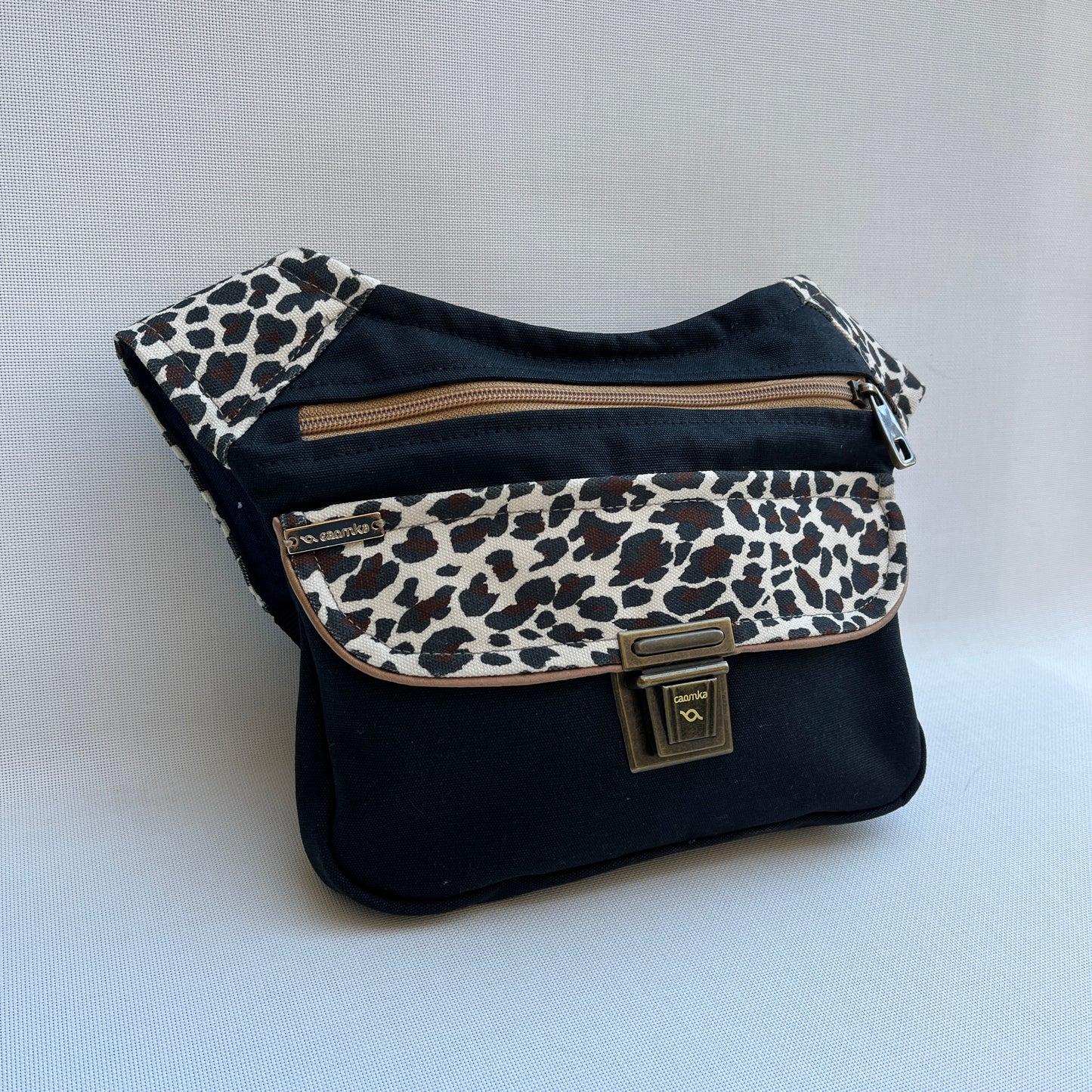 Black & Animal Print · Pieza Única Núm. 12520