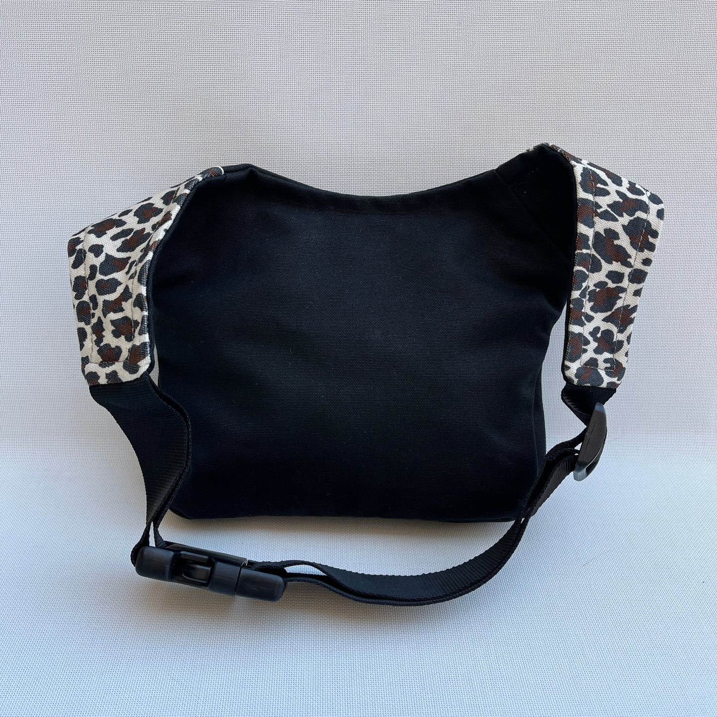 Black & Animal Print · Pieza Única Núm. 12520