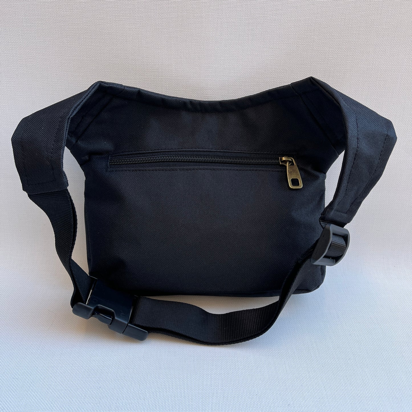 Classic Black "Cordura" · Impermeable + Bolsillo trasero · Pieza Exclusiva Núm. 10838