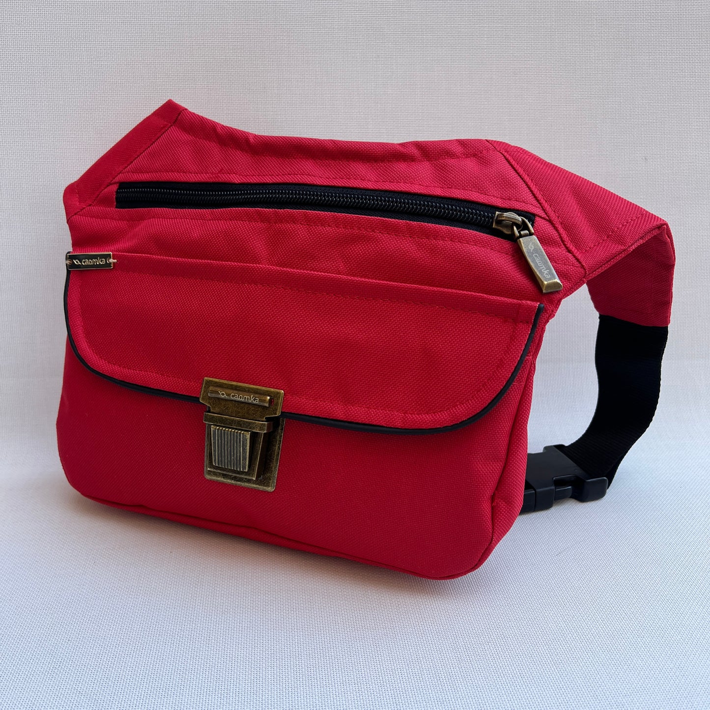 Classic Red "Cordura" + Bolsillo trasero · Impermeable · Pieza Única Núm. 13583